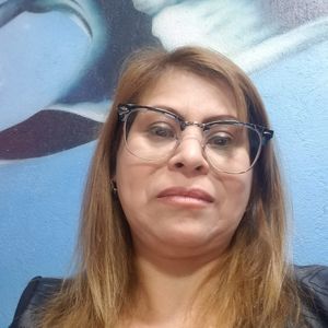 Meet your Posher, Isabel